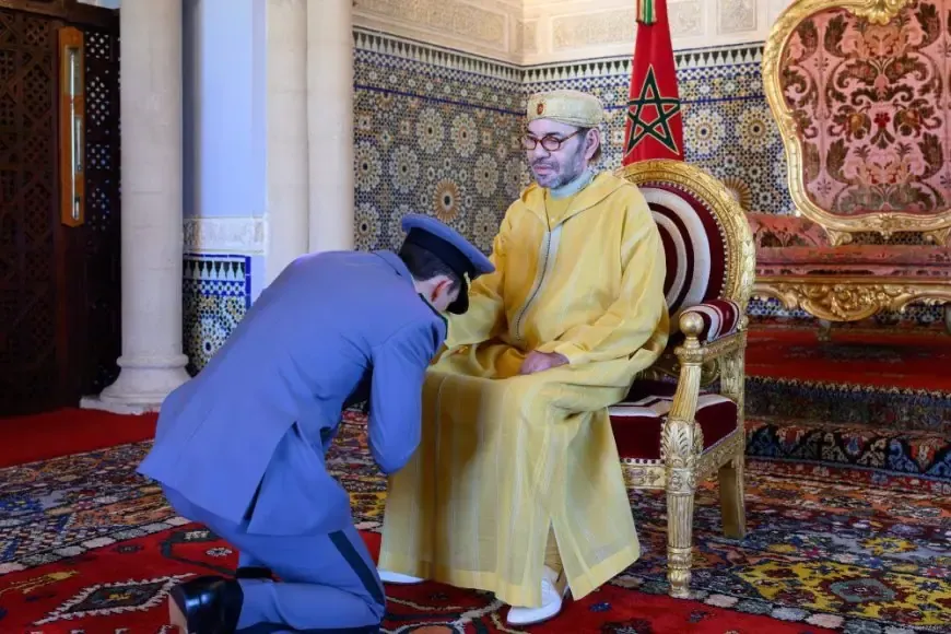 صاحب الجلالة الملك محمد السادس يعين الأمير مولاي الحسن منسقا لمكاتب مصالح القيادة العامة للقوات المسلحة الملكية