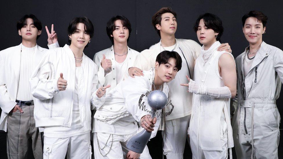 قرار مفاجئ.. فرقة BTS تقاطع المنافسة على جوائز غرامي 2027